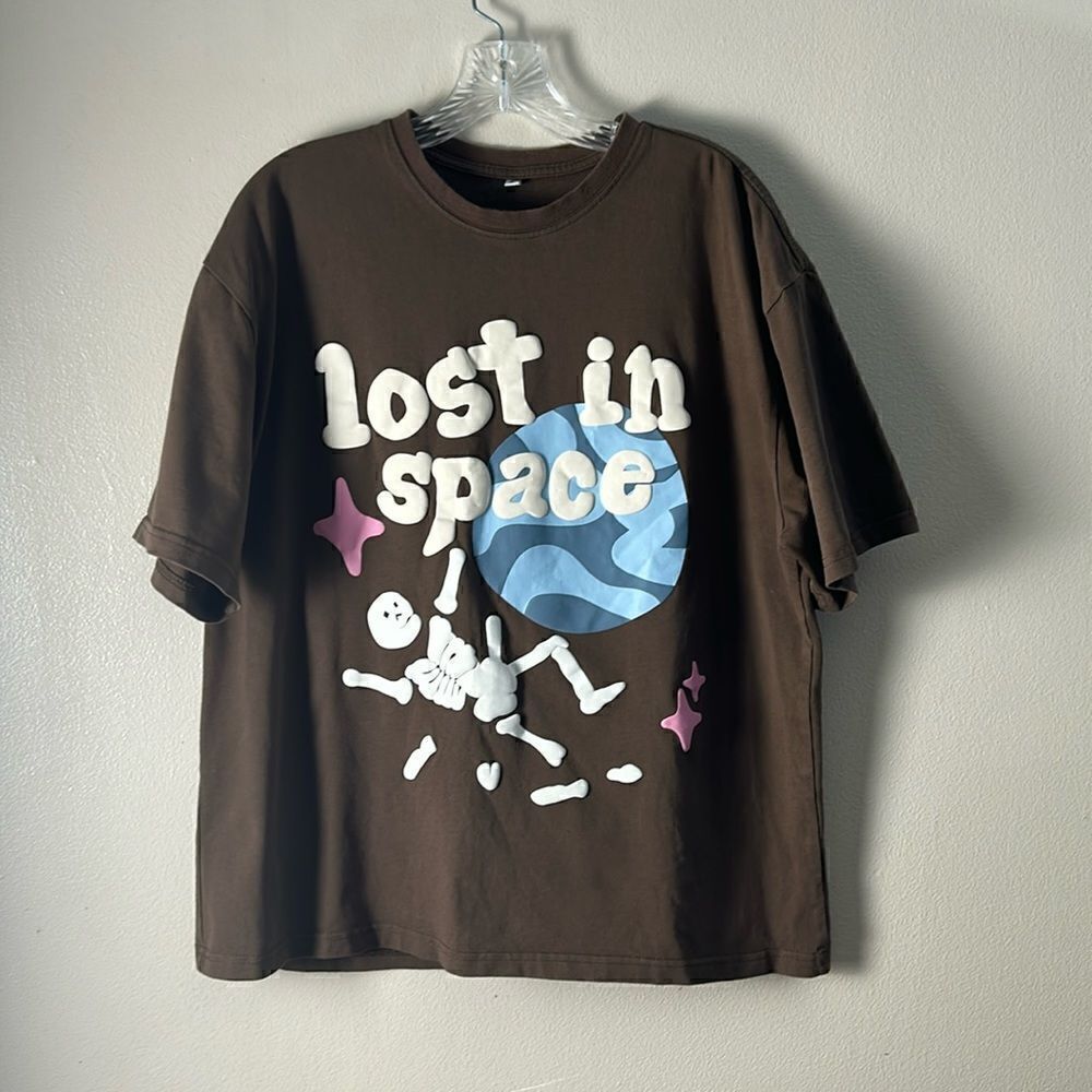 Uni sex LOST IN SPACE skeleton letter place t shirt medium skull